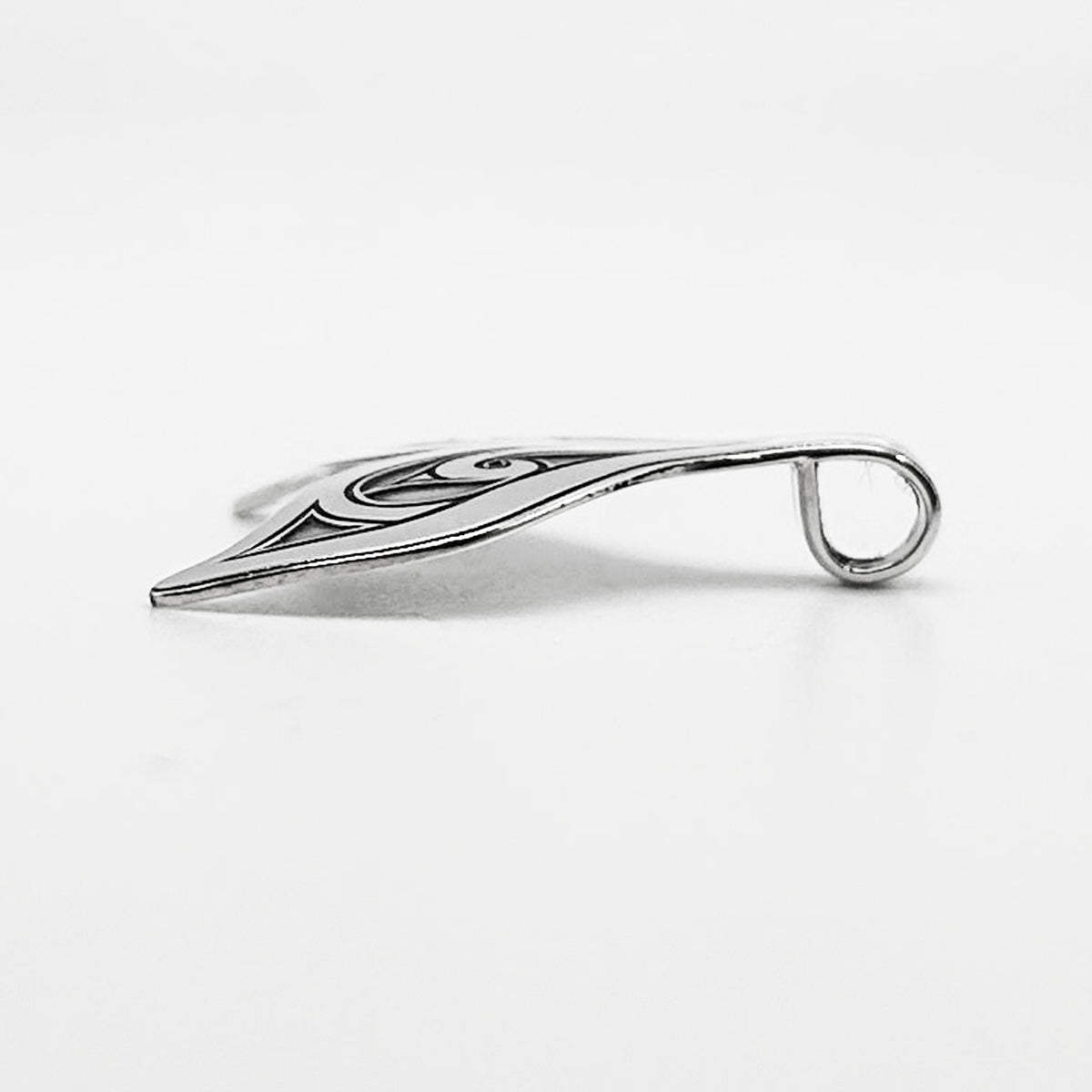 Pendentif queue de baleine