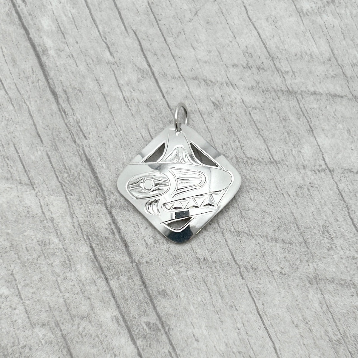 Pendentif Chien de mer