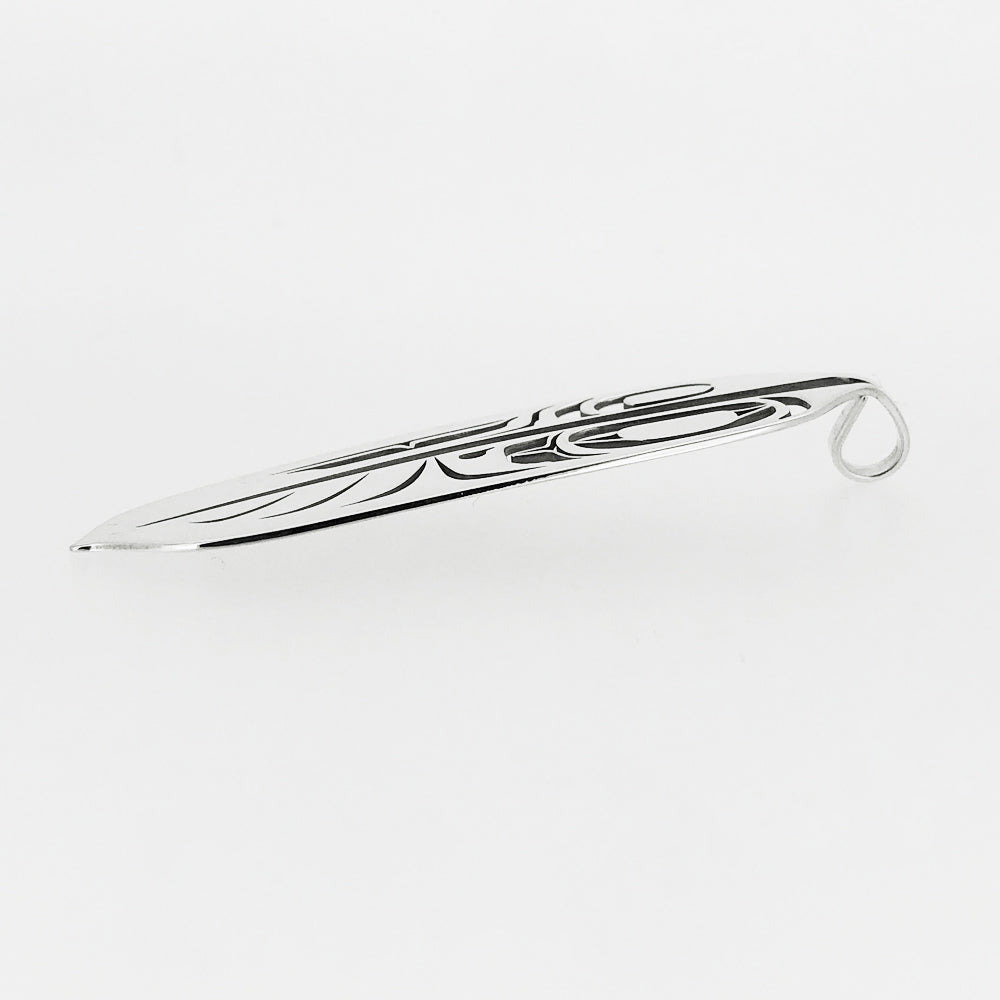 Pendentif en plumes d'aigle