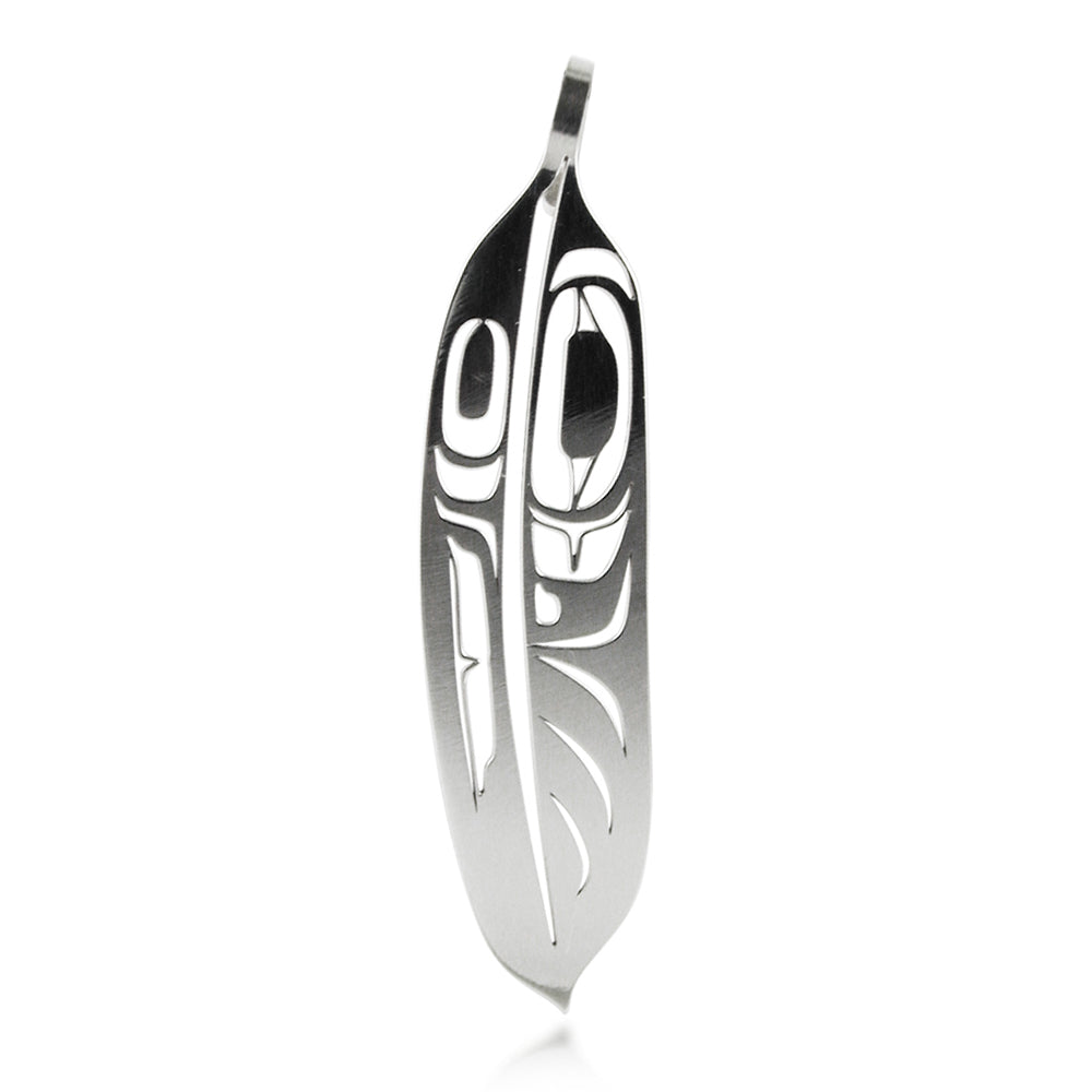 Pendentif en plumes d'aigle