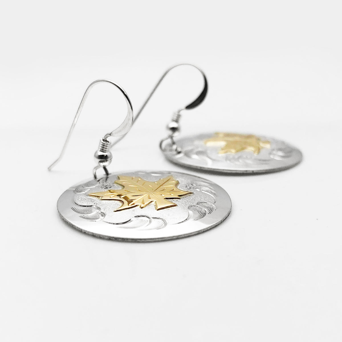 Boucles d'oreilles en feuille d'érable