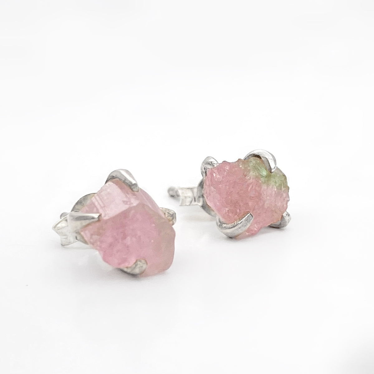 Boucles d'oreilles à tige en tourmaline pastèque