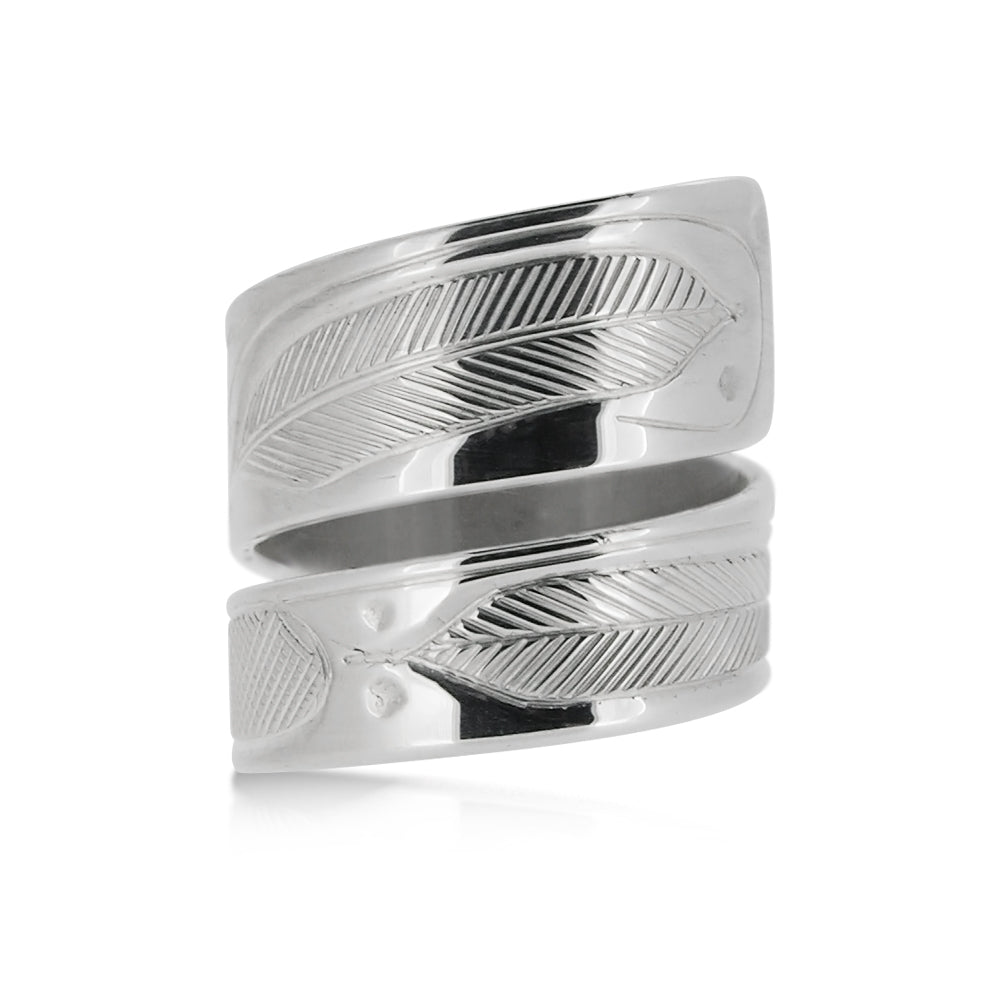 Bague enroulée en plumes d'aigle