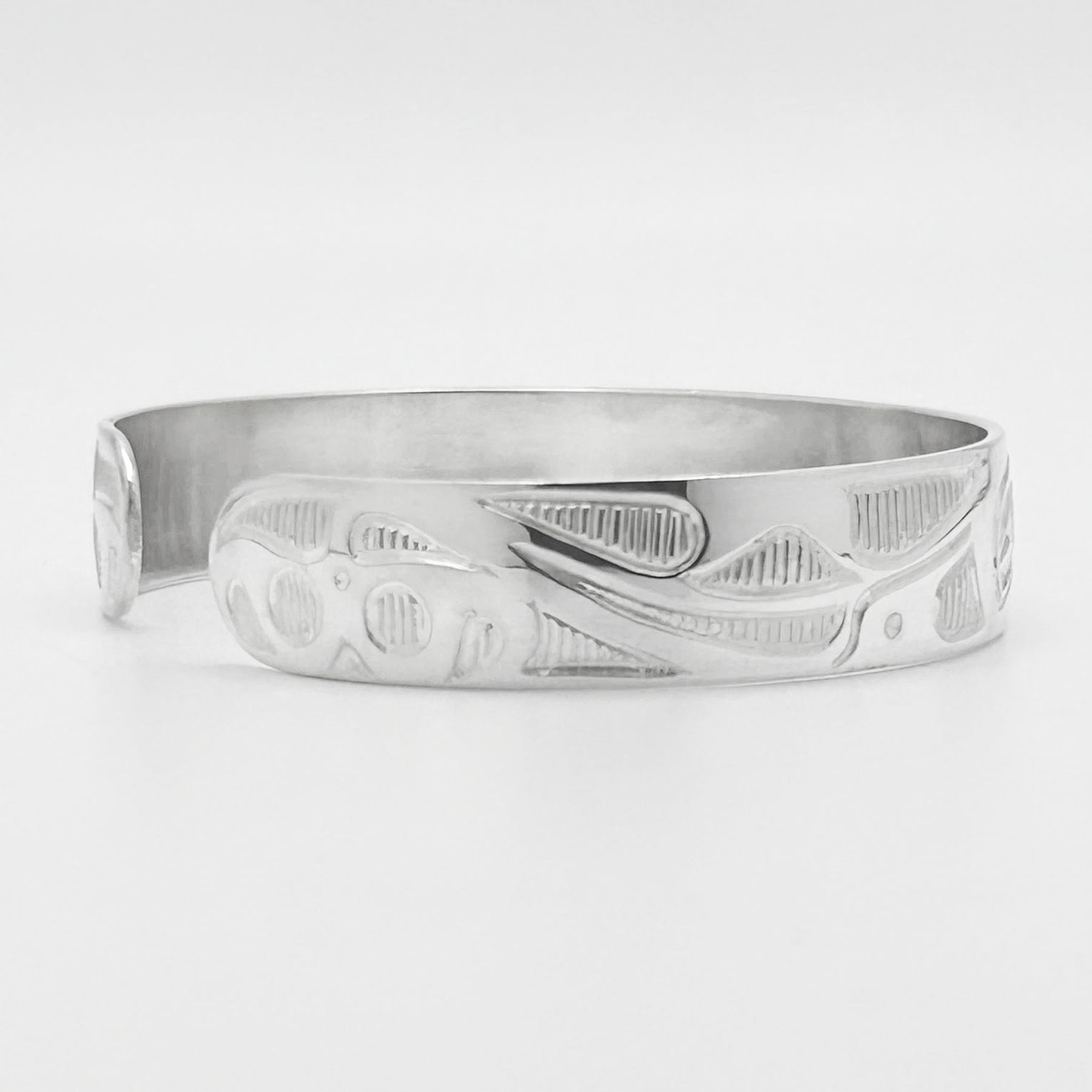 Killer whales and Sun Bracelet