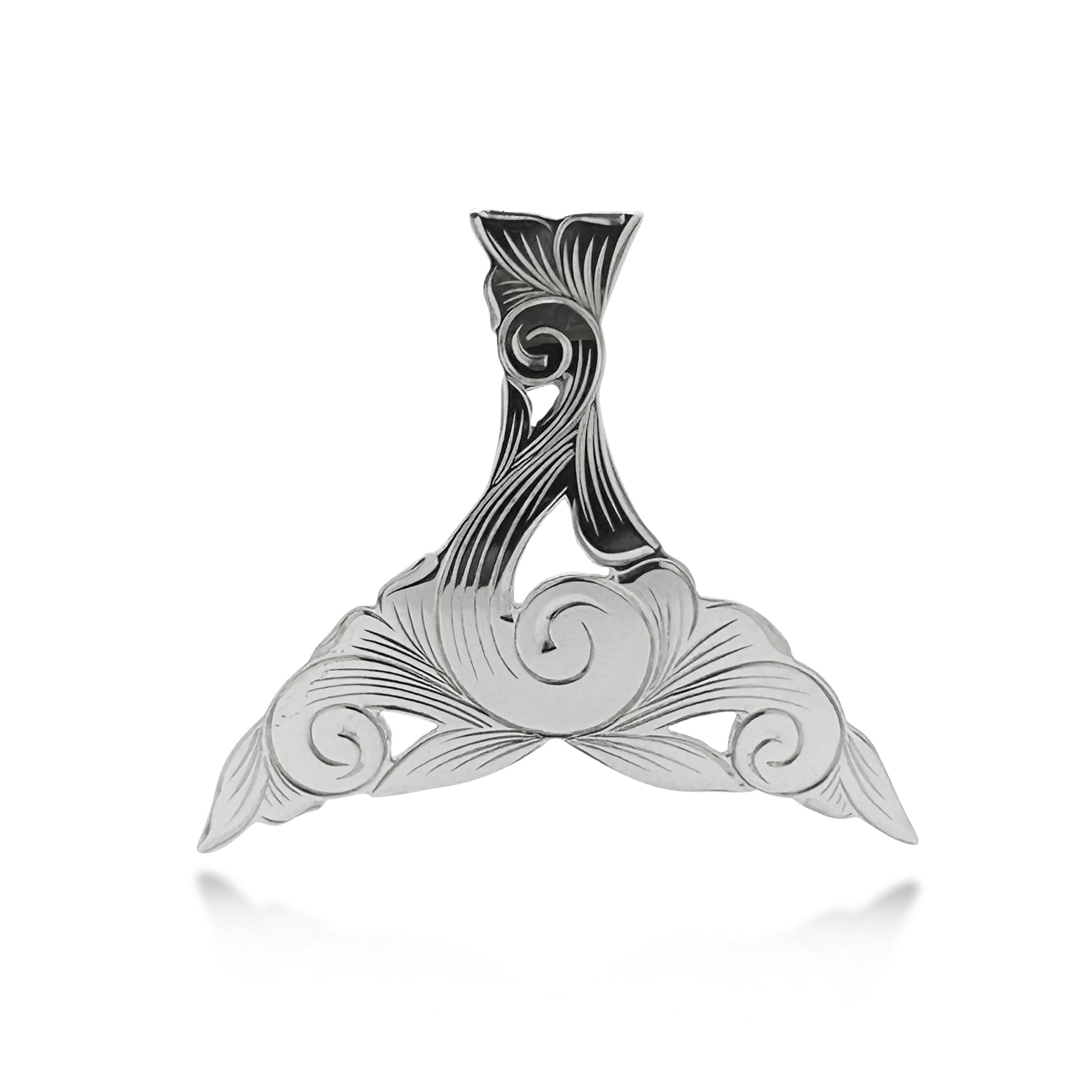 Pendentif queue de baleine