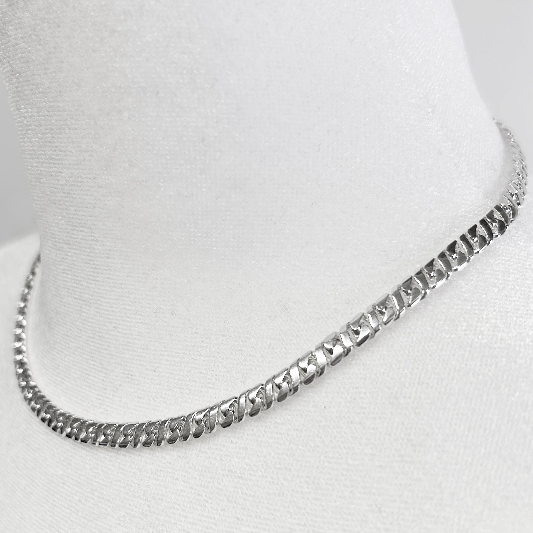 Infinity Curb Chain Necklace - 5mm